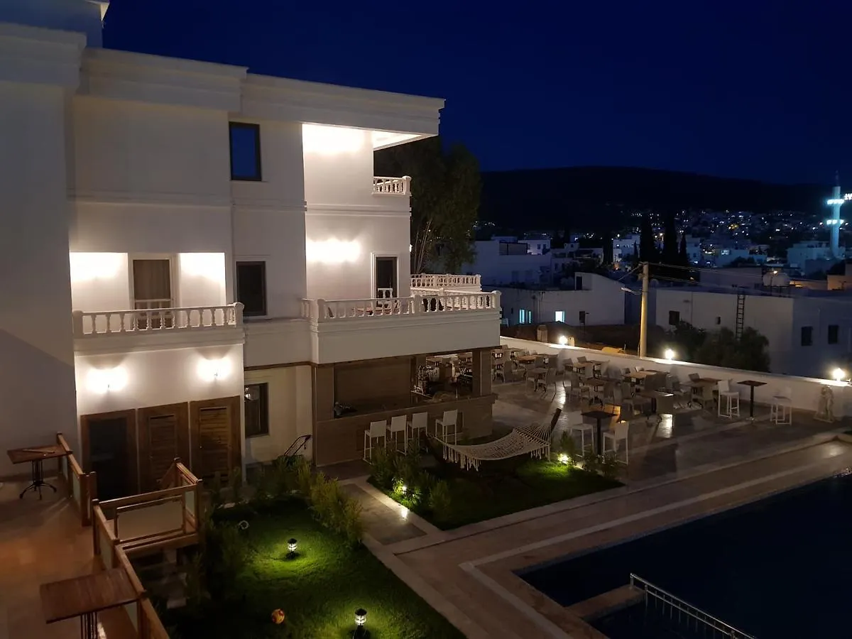 Laden Hotel Bodrum 3*,